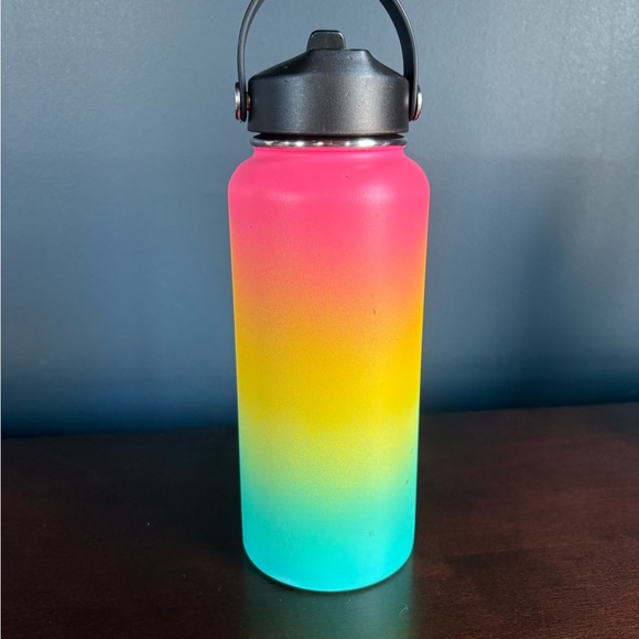 Hydro Flask 32oz Waterbottle - Vibrant Pink, Yellow, Aqua - Picture 4 of 10